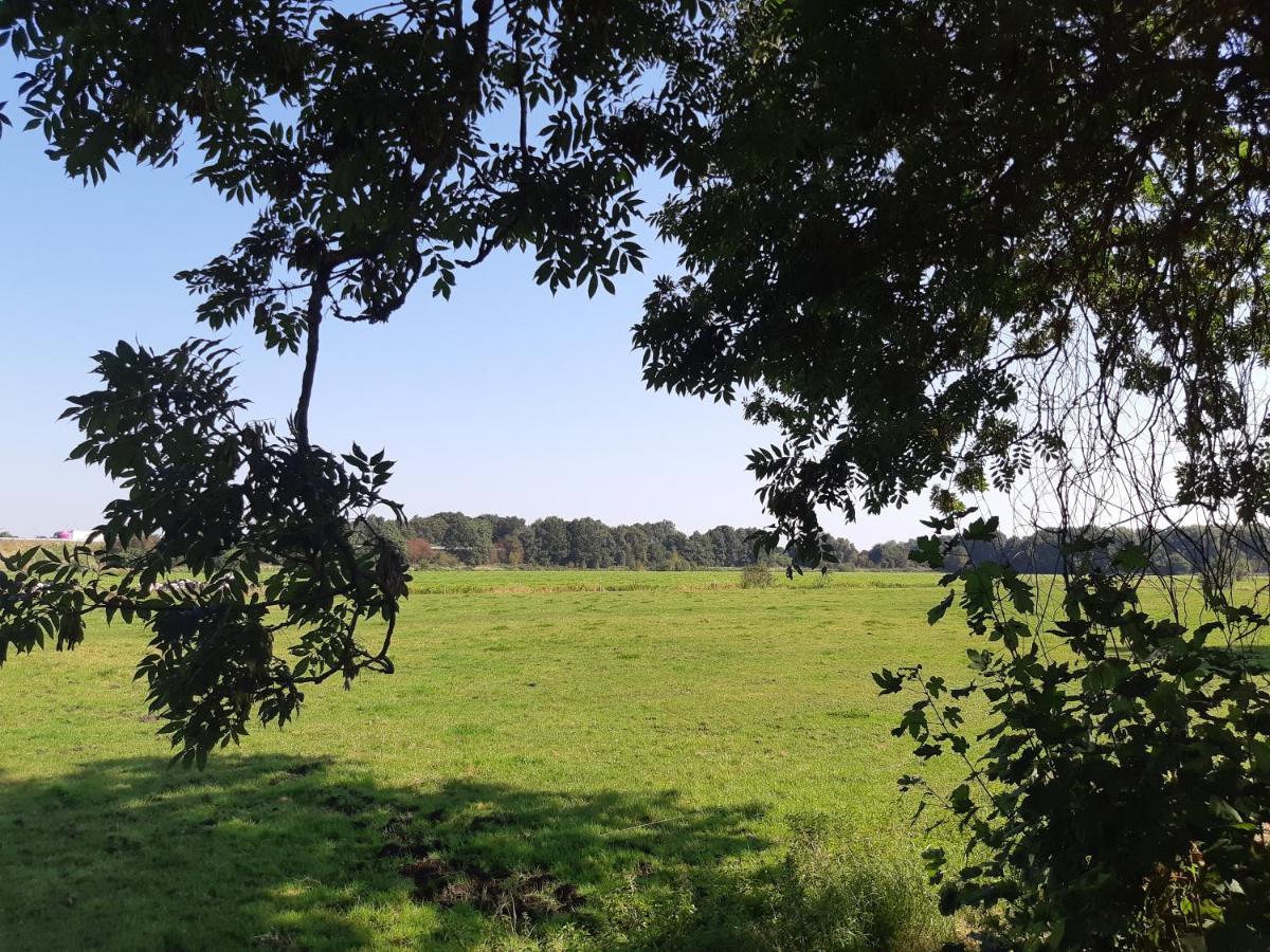 Monteurzimmer Ausma Boen 2 - Vakantiehuis Rust & Ruimte Bunde  Bagian luar foto