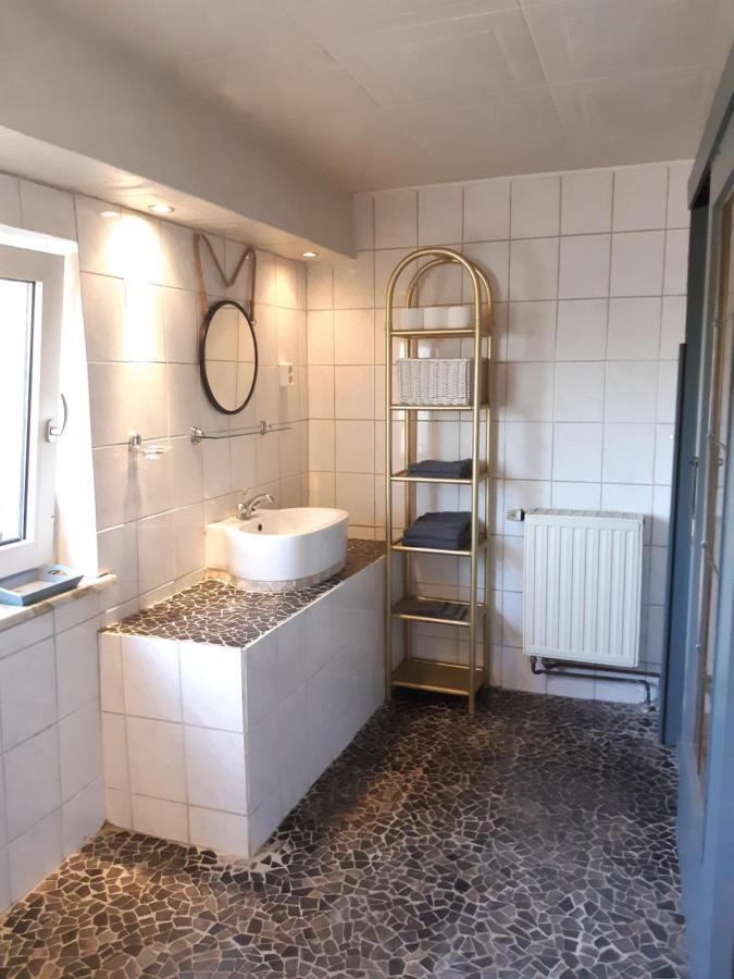 Monteurzimmer Ausma Boen 2 - Vakantiehuis Rust & Ruimte Bunde  Bagian luar foto